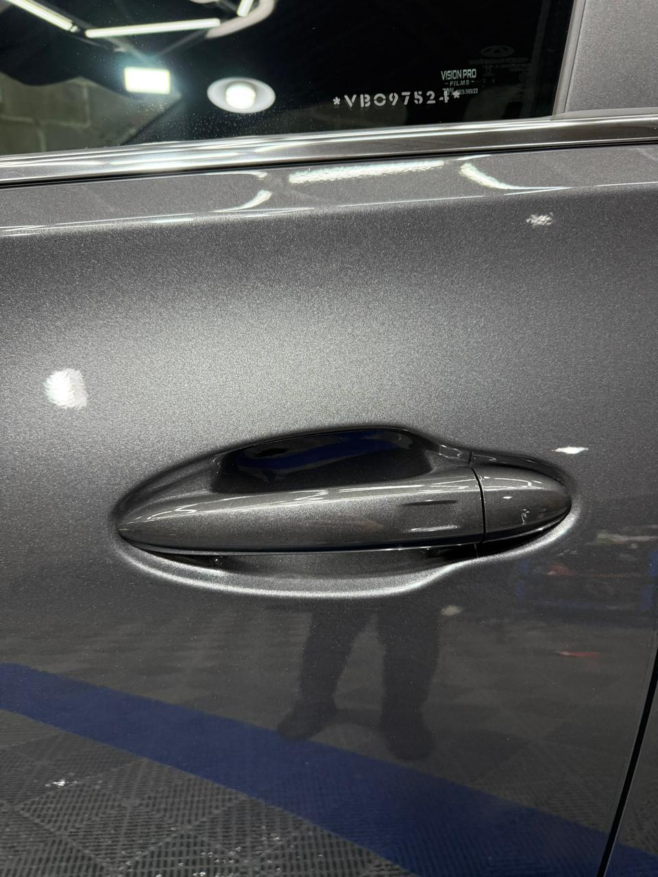 Detalhe de acabamento automotivo
